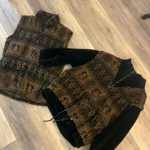 Women’s Black and Brown Skiing Patterned Fleece Vest or Jacket. Size L